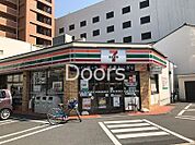 セブンイレブン岡山内山下1丁目店 214m