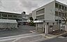 周辺：私立就実大学 350m