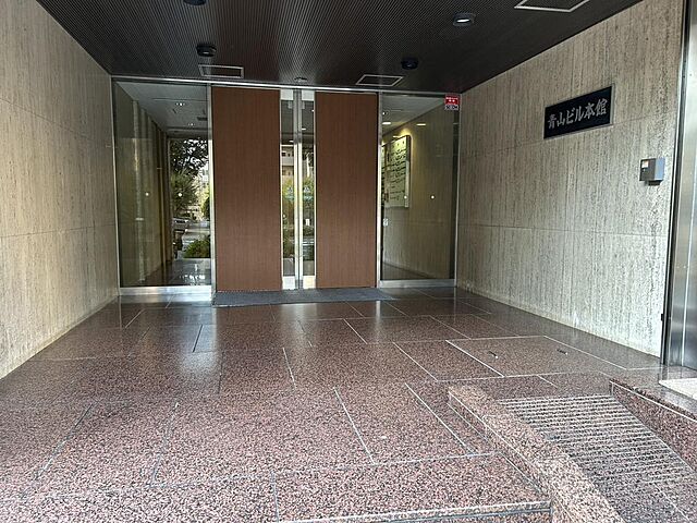 エントランス