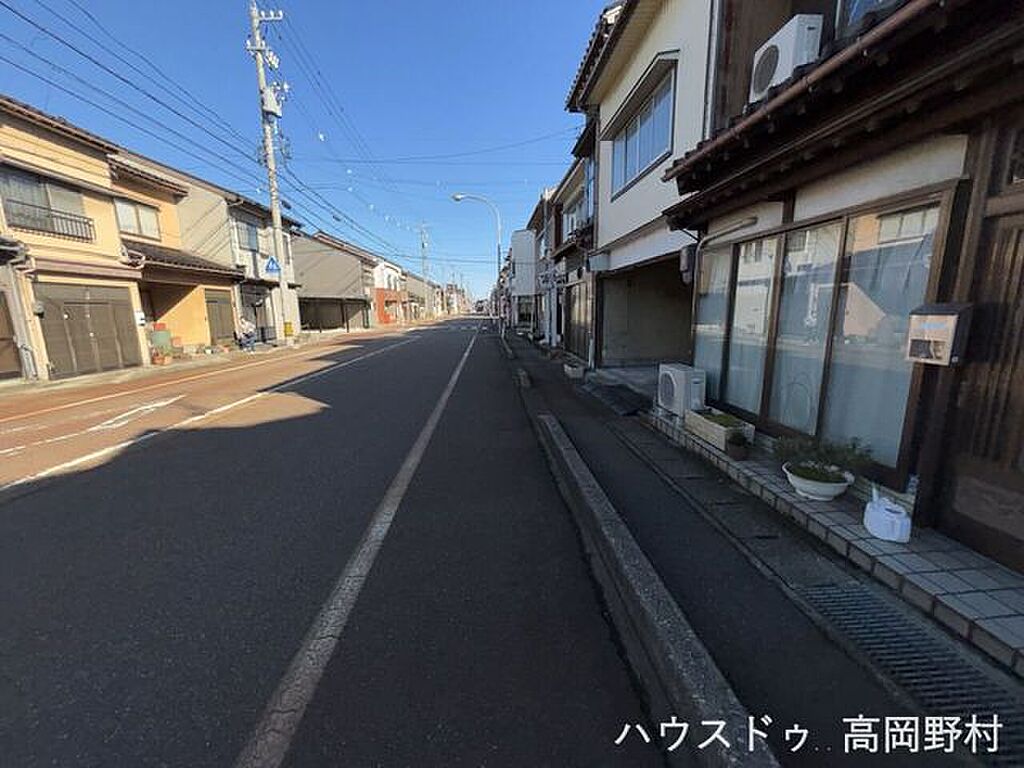 detached 富山県高岡市横田町2丁目