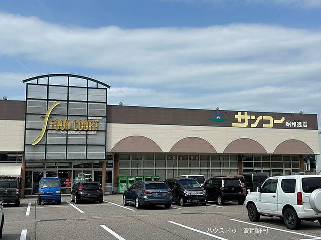 detached 富山県高岡市横田町2丁目