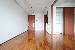 東京メトロ日比谷線 広尾駅 徒歩10分の賃貸マンション 9階1LDKのリビング/ダイニング