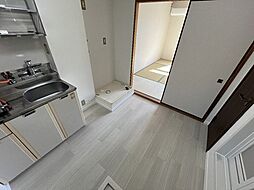 居間