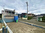 【現地見学会開催中】2026年9月完成を予定しております。現地では建物配置や駐車スペース、周辺環境などをご確認いただけます。完成イメージや設備仕様についてもご説明いたします。R8.6.21撮影