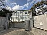 周辺：富士宮市立東小学校 830m