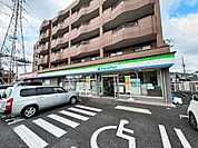 ファミリーマート姫路夢前橋南店 徒歩9分 700m