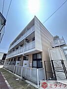 周囲の環境と調和した落ち着きのある佇まい