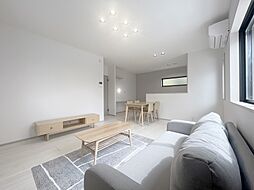 桑名市大字五反田（七和駅）2階建 ３LDK 3LDKのリビング/ダイニング