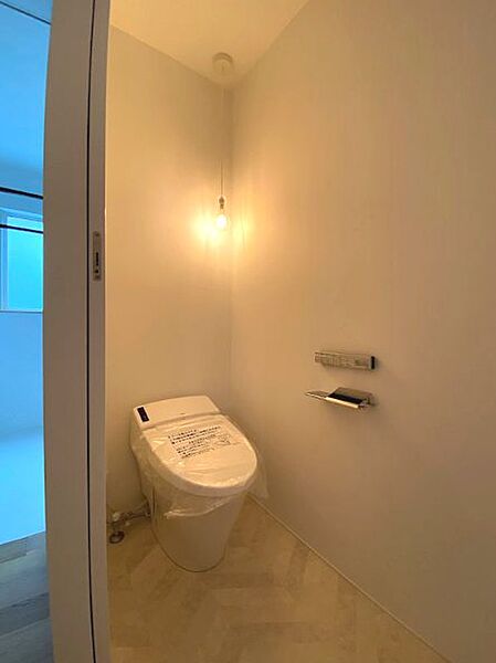 トイレを拡大表示