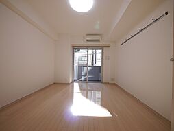 東京メトロ丸ノ内線 新宿御苑前駅 徒歩3分の賃貸マンション