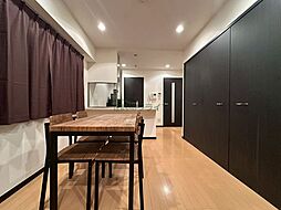 東京メトロ丸ノ内線 赤坂見附駅 徒歩4分の賃貸マンション 3階1DKのリビング/ダイニング