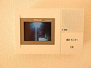 モニター付きインターホン。
