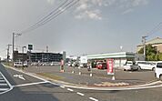 ファミリーマート 八幡田町店（470m）