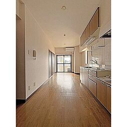 名古屋市営桜通線 御器所駅 徒歩1分の賃貸マンション 5階2LDKのリビング/ダイニング