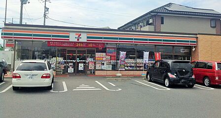 セブンイレブン幸田高力店まで847m 徒歩約11分