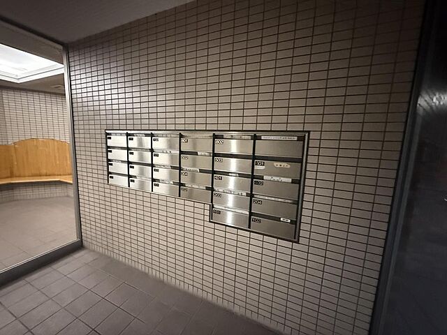 エントランス ラビデンス守山町南 2階/101