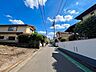 外観：前面道路