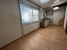 姫路ガレージハウス 1階3DKのリビング/ダイニング