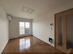 近鉄南大阪線 当麻寺駅 徒歩9分の賃貸アパート 2階2LDKのリビング/ダイニング