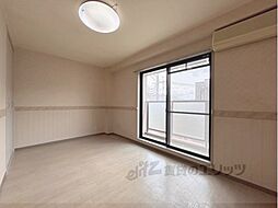 近鉄大阪線 真菅駅 徒歩3分の賃貸マンション 3階1Kのリビング/ダイニング