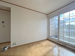 メヌエット 201 2階2LDKのリビング/ダイニング