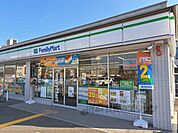 ファミリーマート　奈良県立医大前店まで270メートル