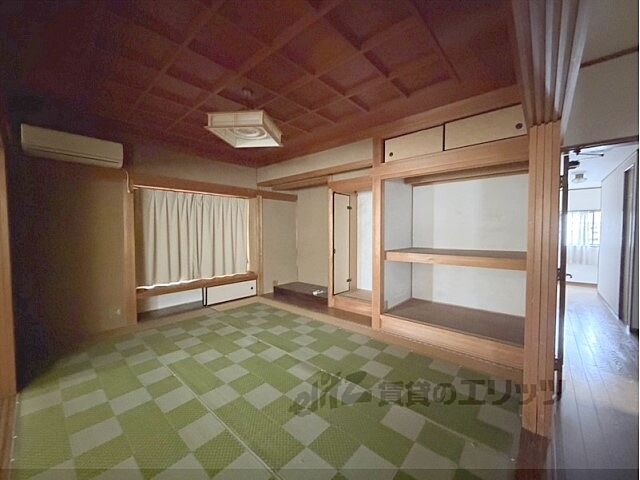 寝室