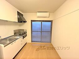 レオパレス備前香芝 101 2階2DKのリビング/ダイニング