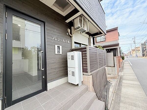 建物エントランス