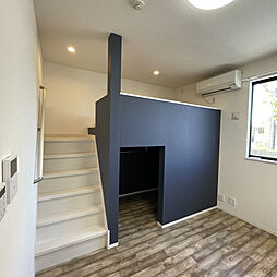 セゾンドウララ 103号室 1階ワンルームのリビング/ダイニング