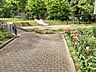 周辺：真上東公園 620m