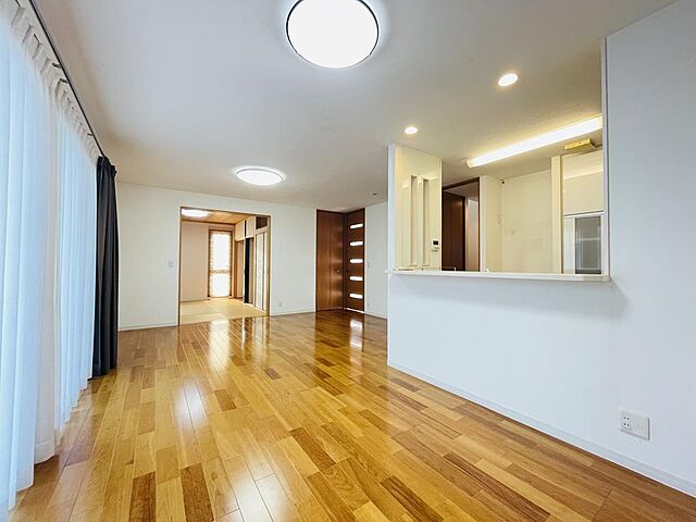 リビング/ダイニング 高崎市三ツ寺町31-6