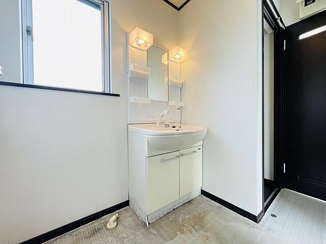 洗面 前橋市上佐鳥町947-6