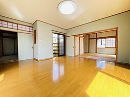居間