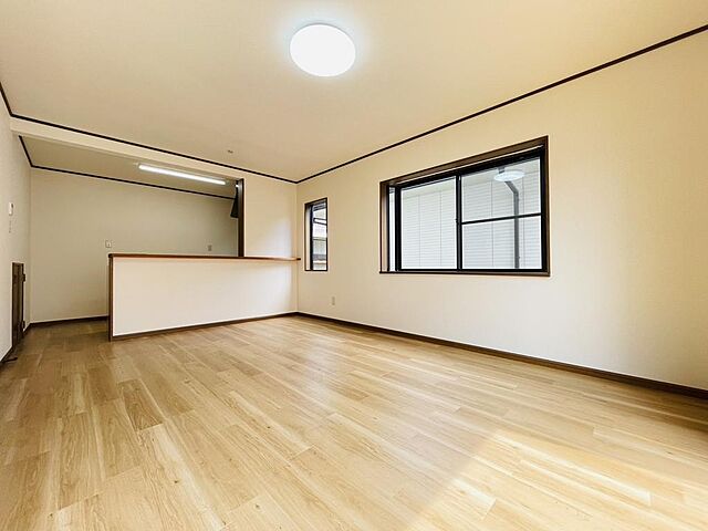 リビング/ダイニング 伊勢崎市富塚町633-8