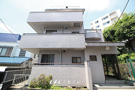 対象住戸は2階にございます。