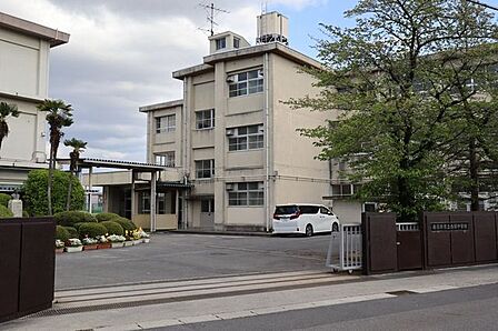 西部中学校 800m
