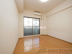 エスリード新梅田 7階1Kのリビング/ダイニング