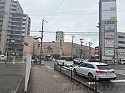 ライフ吹田泉町店 徒歩4分。 300m