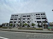 大阪府東淀川警察署 徒歩33分。 2630m