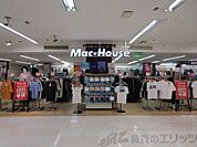 マックハウスイオン吹田店 徒歩11分。 840m