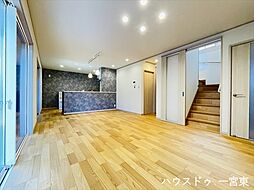 一宮市木曽川町黒田字北宿:リビング