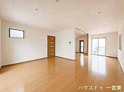 一宮市大和町馬引字郷裏:リビング