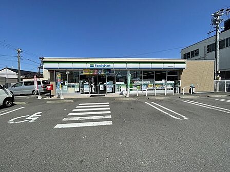 ファミリーマート一宮奥町野方店【ファミリーマート一宮奥町野方店】 290m