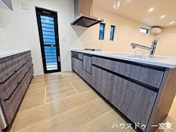 一宮市丹陽町九日市場字米野:キッチン