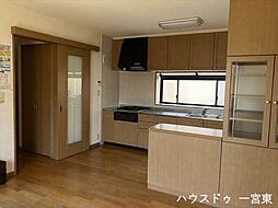 一宮市大和町馬引字郷未申：ダイニングキッチン