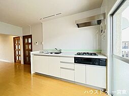 馬見塚住宅:キッチン