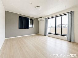 一宮市木曽川町玉ノ井字稲荷浦:洋室
