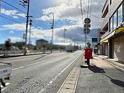 四日市市塩浜本町1丁目:前面道路含む現地写真
