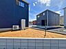 その他：建物裏側にあるスペースはお花を植えたりするのも楽しそうですね（2026年5月22日　撮影）
